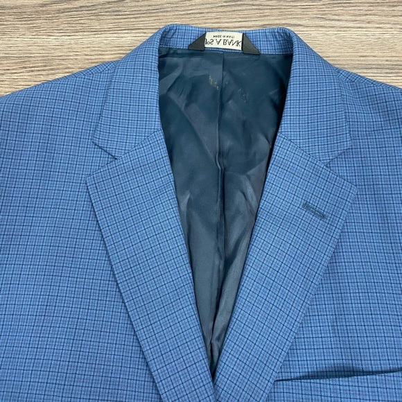 Jos A Bank Blue & Navy Plaid Sport Coat 44R - Picture 2 of 8